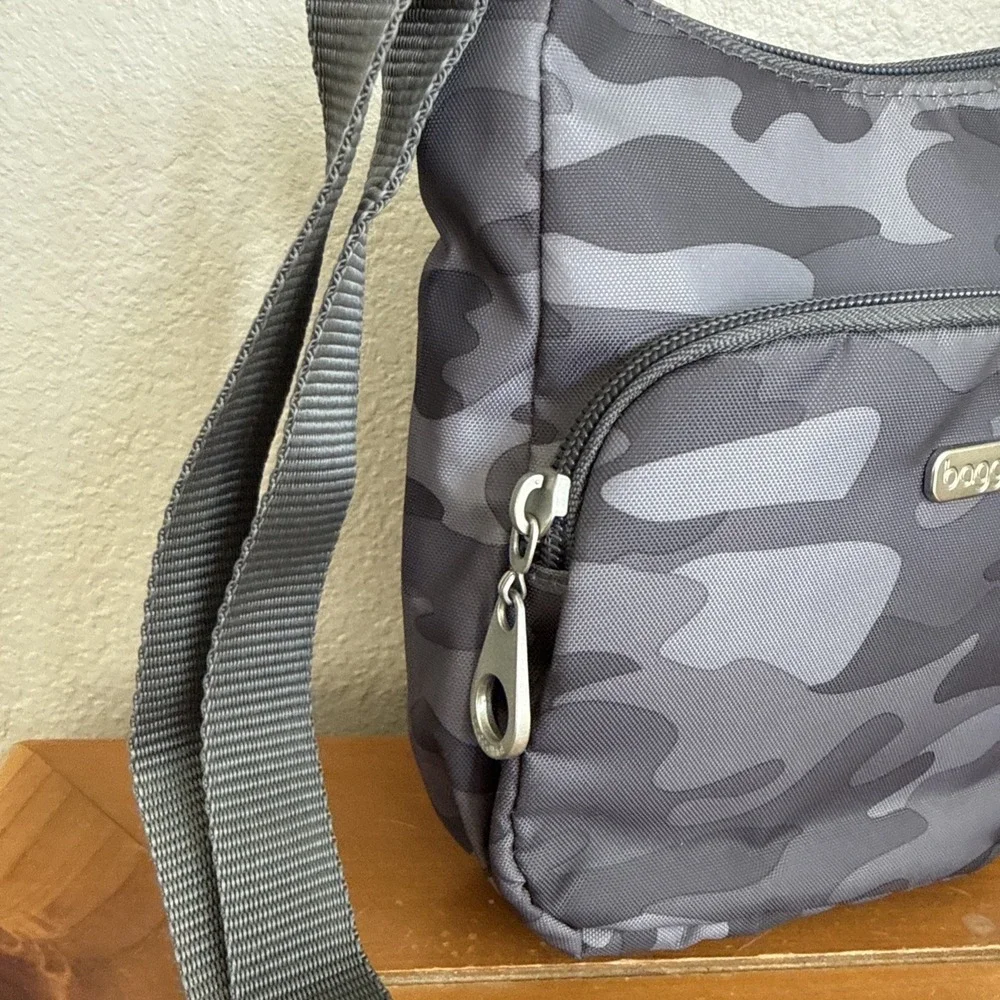 Baggallini Joey Bagg Dark Grey Camo Lightweight Water-Resistant Nylon Crossbody